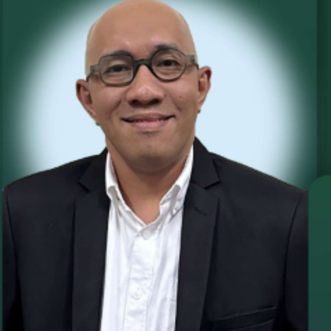 <a href="#">Taufan Lutia, S.E, M.SI</a>